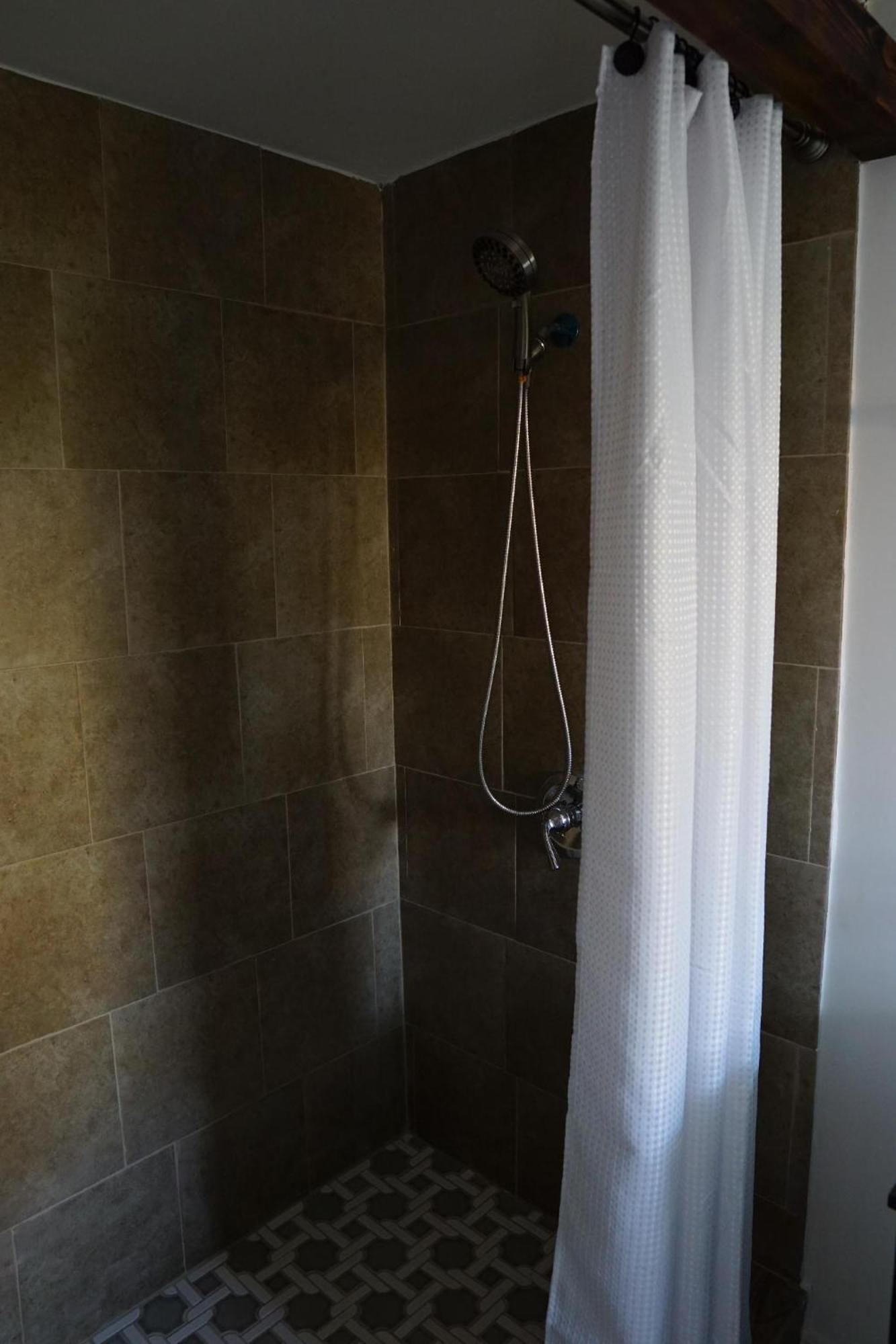 Mi Casa Es Tu Casa, Airport Suites タンパ エクステリア 写真